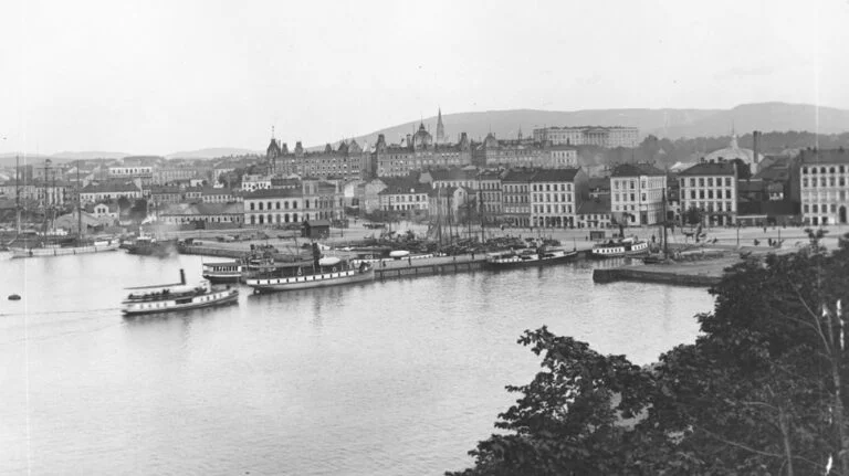 1880