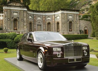 Rolls-Royce-Phantom